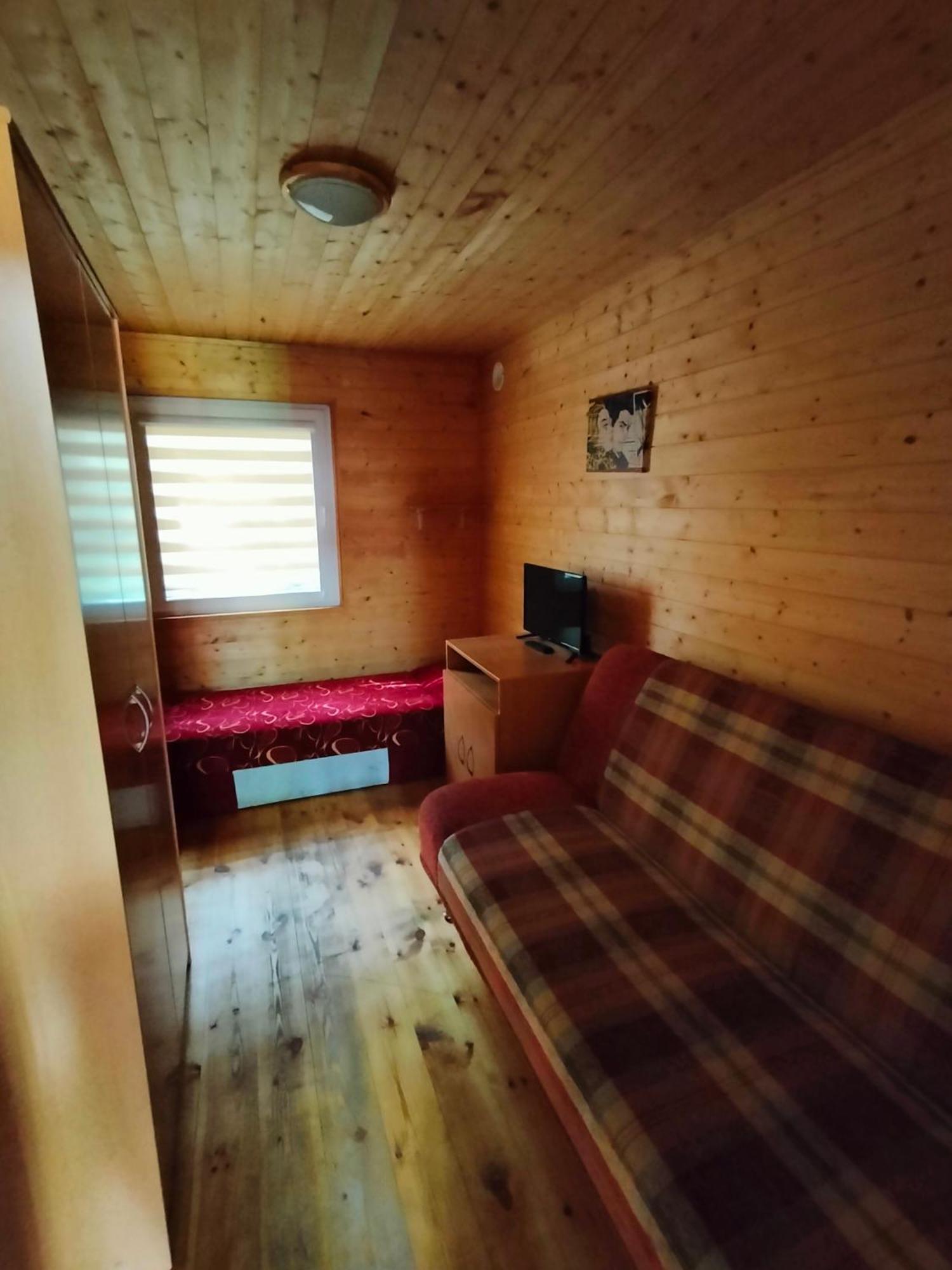 Osrodek Wypoczynkowy Skrzat Villa Pobierowo Exteriör bild